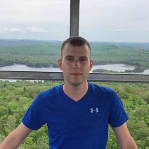 Meet your Posher, Derrick